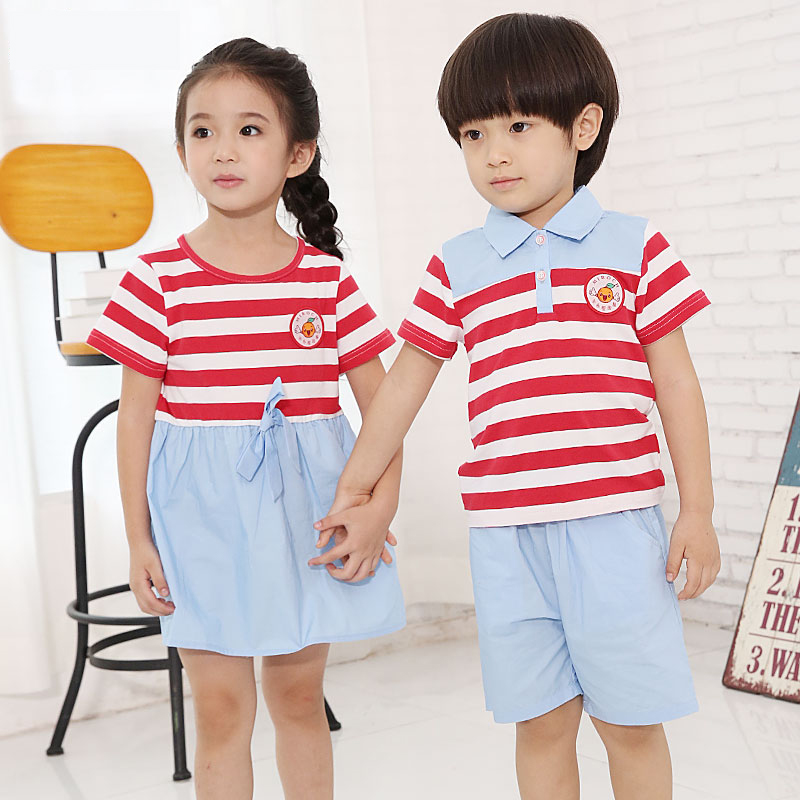 幼兒園服定做如何讓學(xué)生喜歡穿
