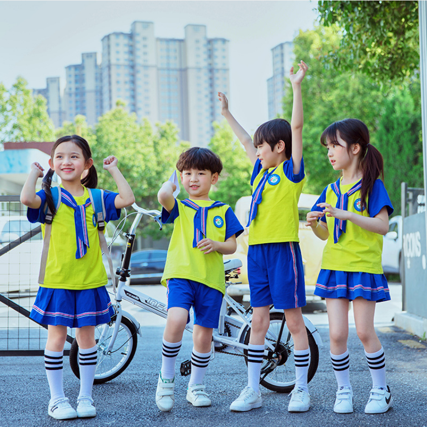 幼兒園園定制服搭配好不好看不是你說了算