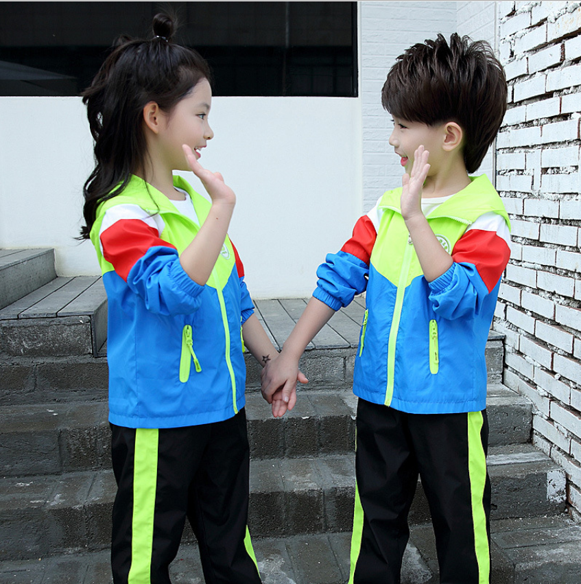 幼兒園園服定做-23年行業(yè)經(jīng)驗(yàn)-通榮制衣